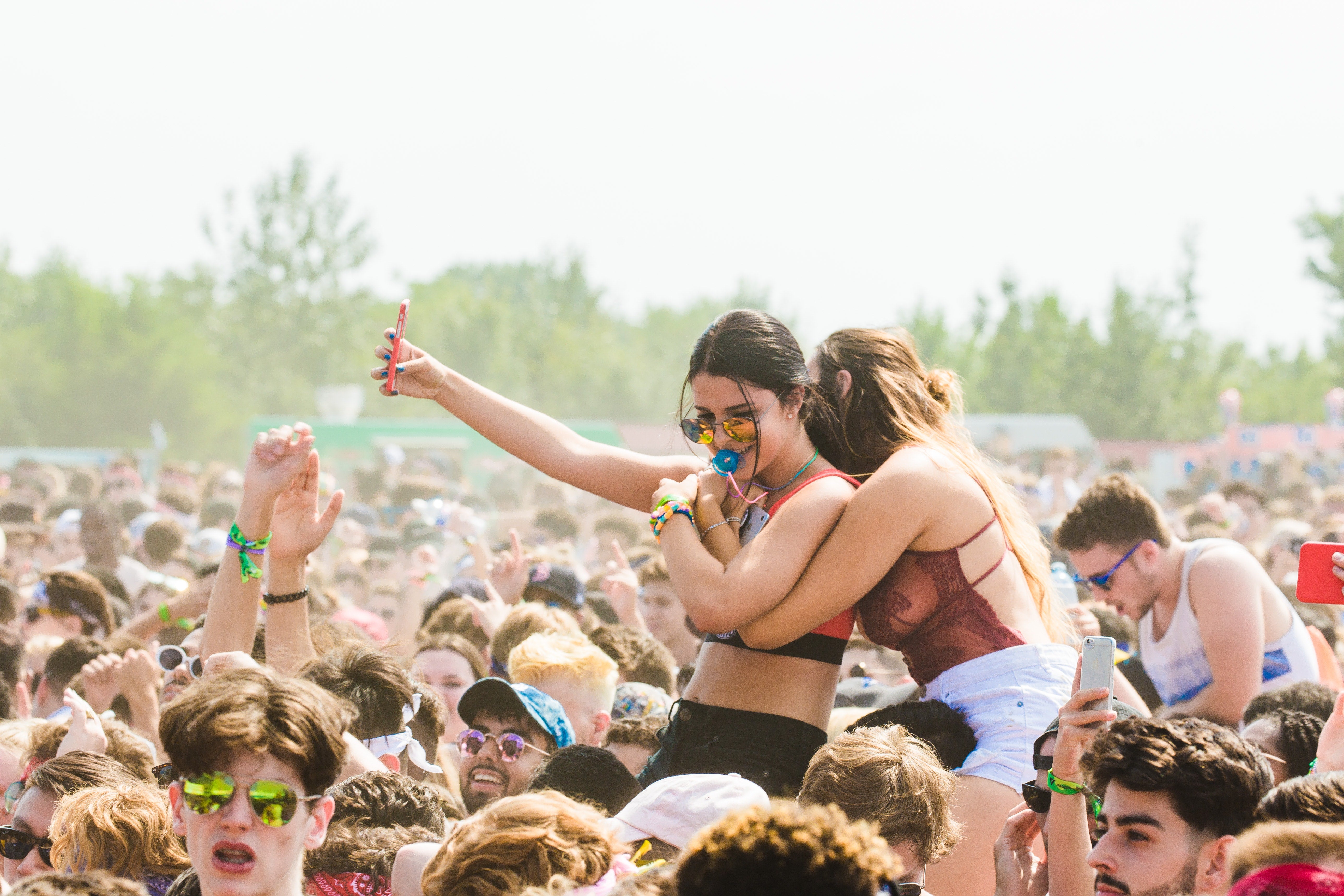 Ultimate Guide to Vaginal Health & pH Balance at Music Festivals: Essential Tips for Happy Camping